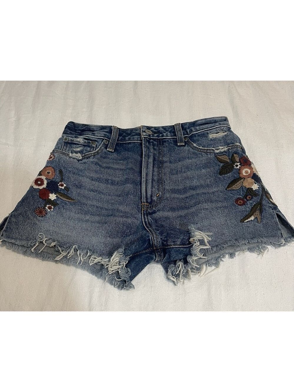 Abercrombie Jean Shorts Womens 2 Embroidered Floral Denim W 26 Festival Boho